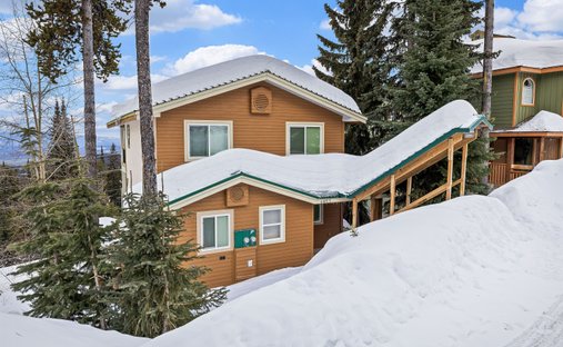 Apartment in Beaverdell, British Columbia, Canada 1