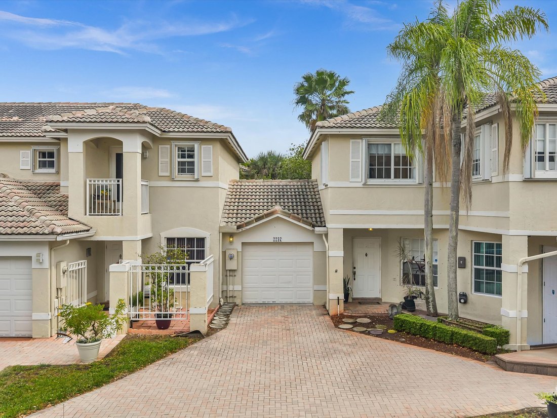 Townhouse in Pembroke Pines, Florida, United States 1 - 17406450