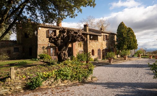 Casa di campagna a Monte San Savino, Toscana, Italia 1