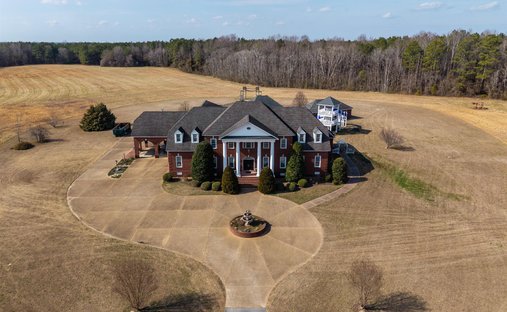 House in Courtland, Virginia, United States 1