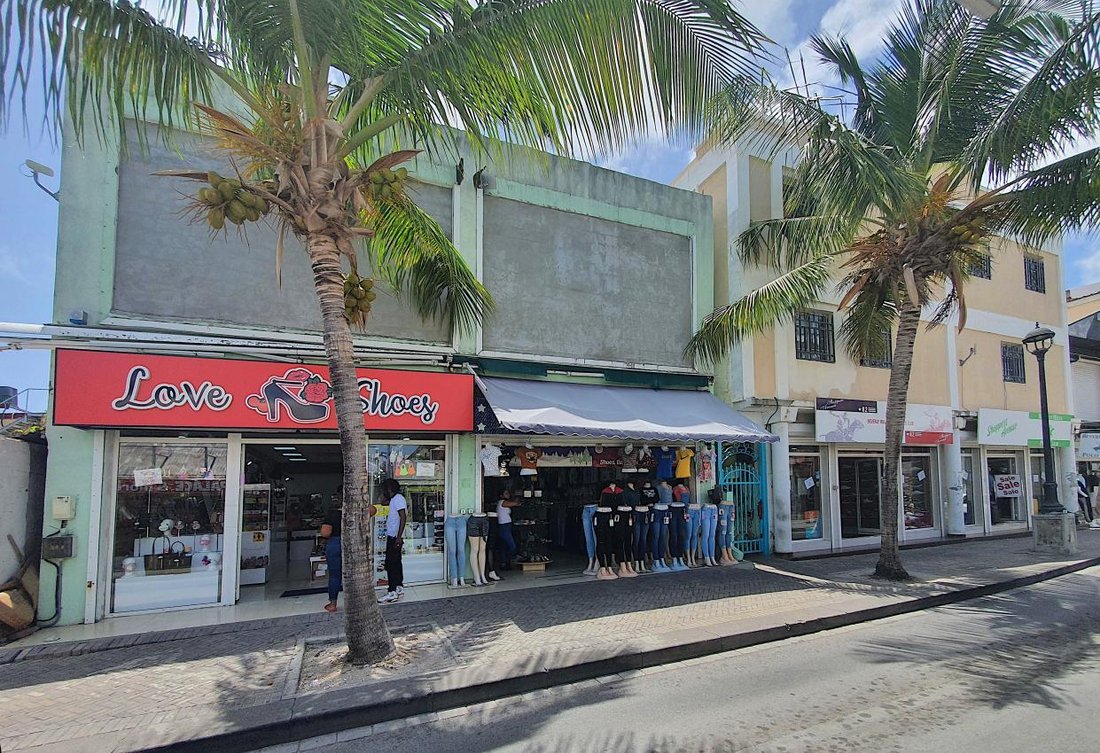 Estate in Philipsburg, Sint Maarten 1 - 17406365