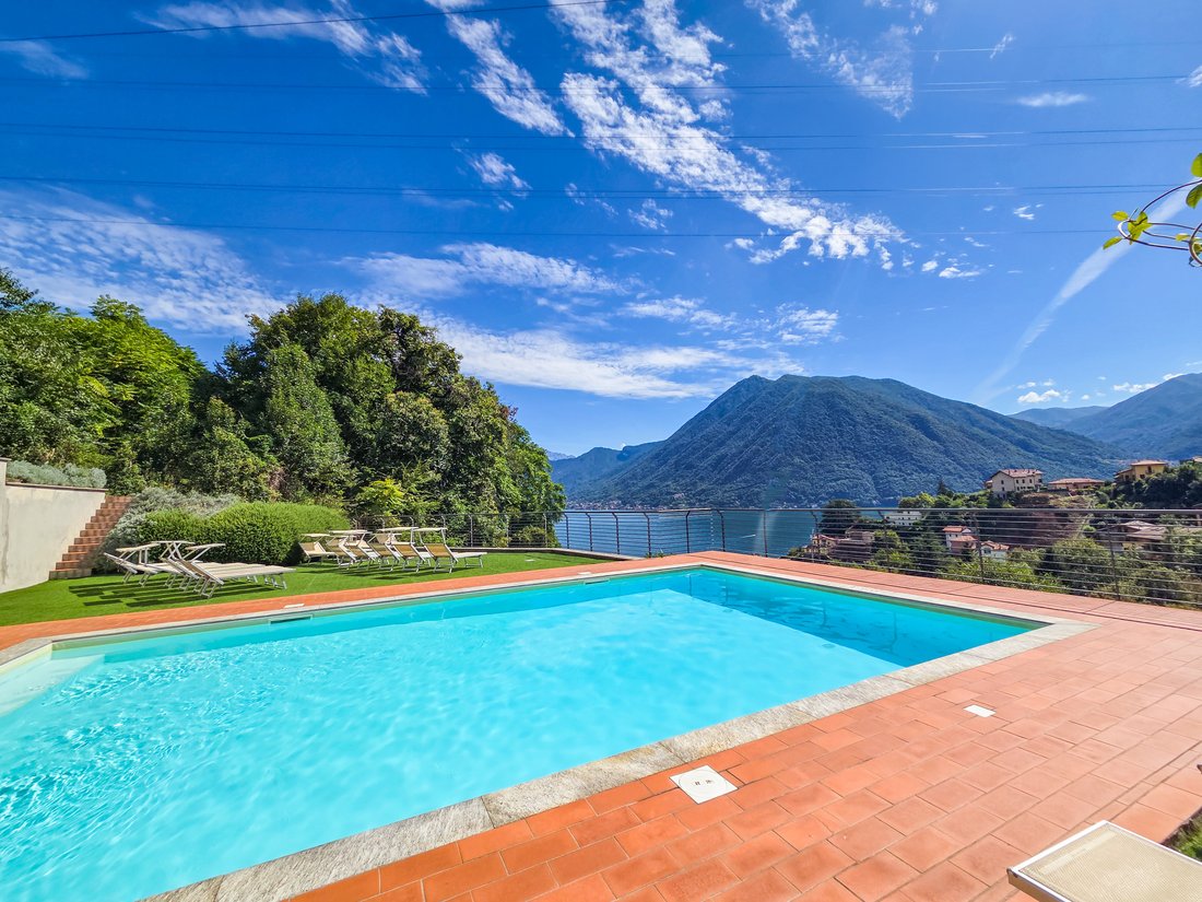 Villa in Muronico, Lombardy, Italy 1 - 17406498