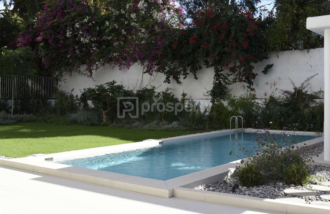 Estate in Glyfada, Attica, Greece 2 - 17406476