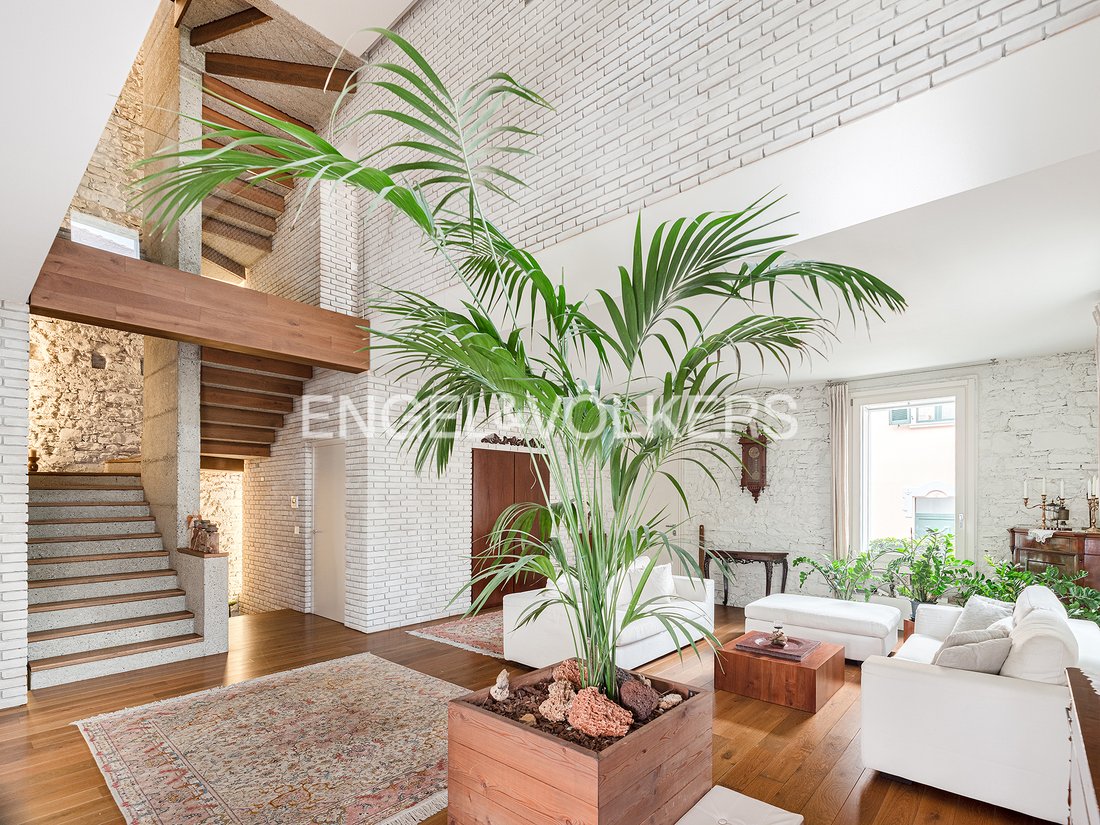 Villa in Eastern Lake Center, Como, Lombardy 3 - 17407485