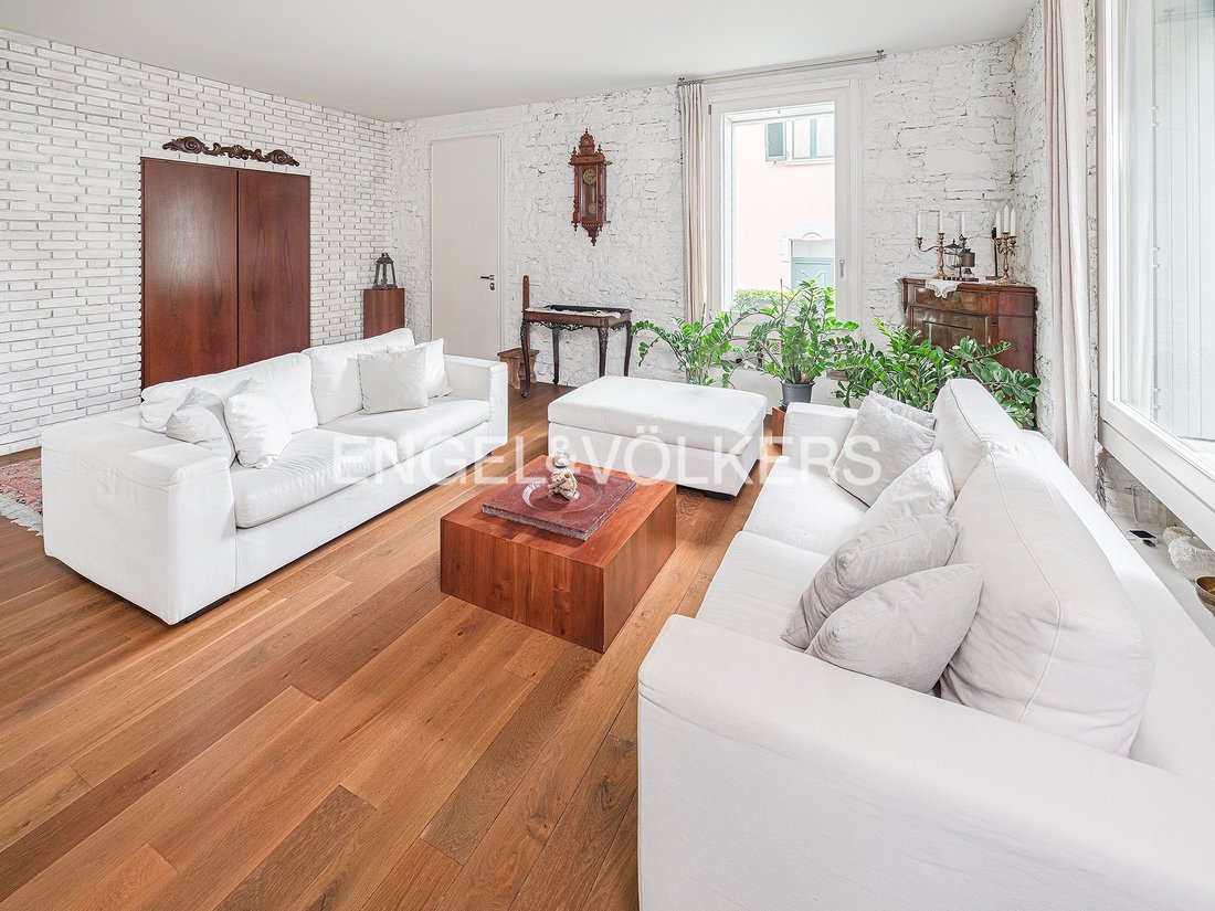 Villa in Eastern Lake Center, Como, Lombardy 4 - 17407485