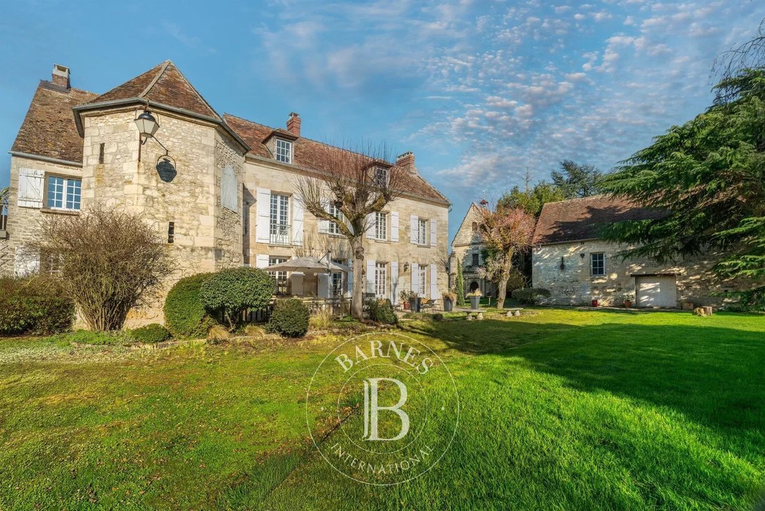 Estate in Chaumont-en-Vexin, Hauts-de-France, France 4 - 17408028