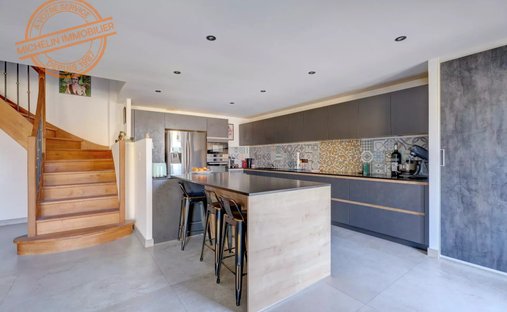 Casa a Fleurieux-sur-l'Arbresle, Auvergne-Rodano-Alpi, Francia 1