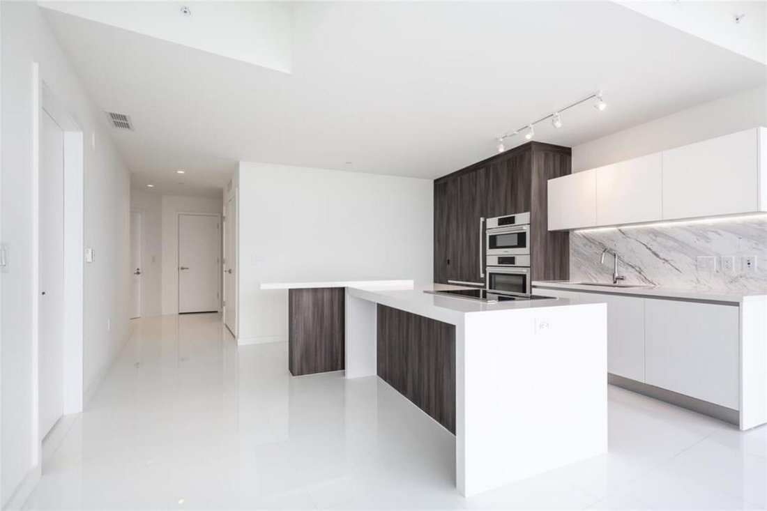 Condo in Miami, Florida, United States 5 - 17407708