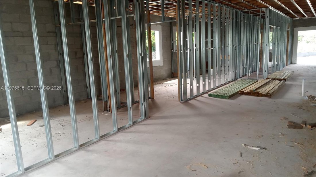 House in Opa-locka, Florida, United States 5 - 17336522