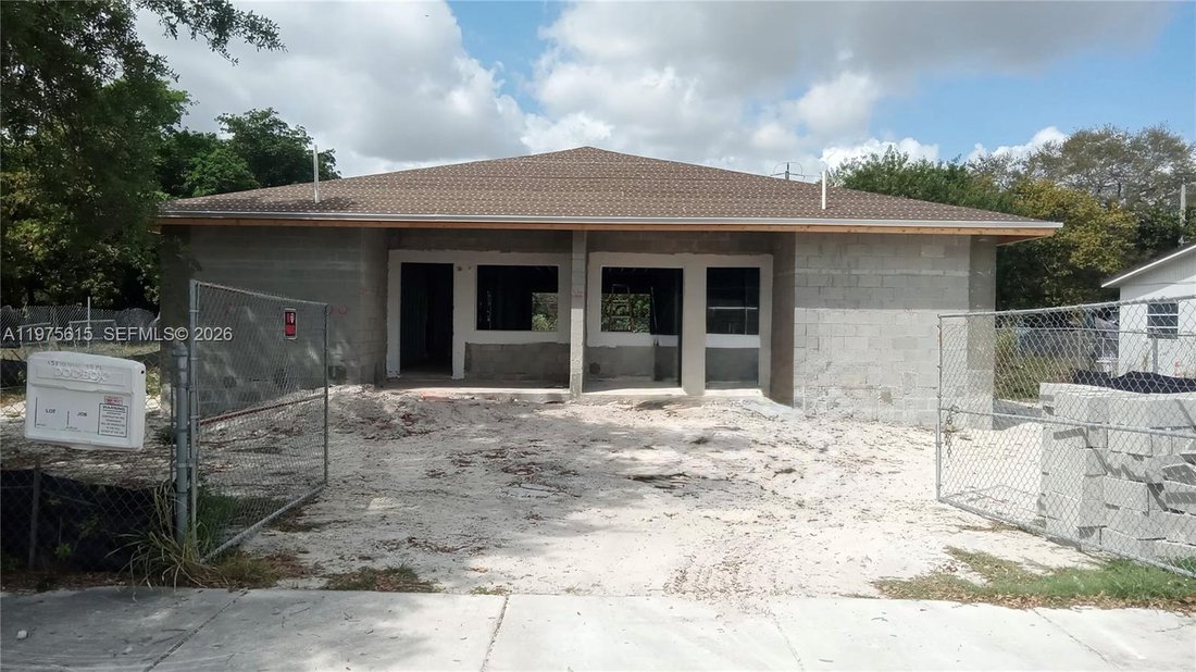 House in Opa-locka, Florida, United States 4 - 17336522