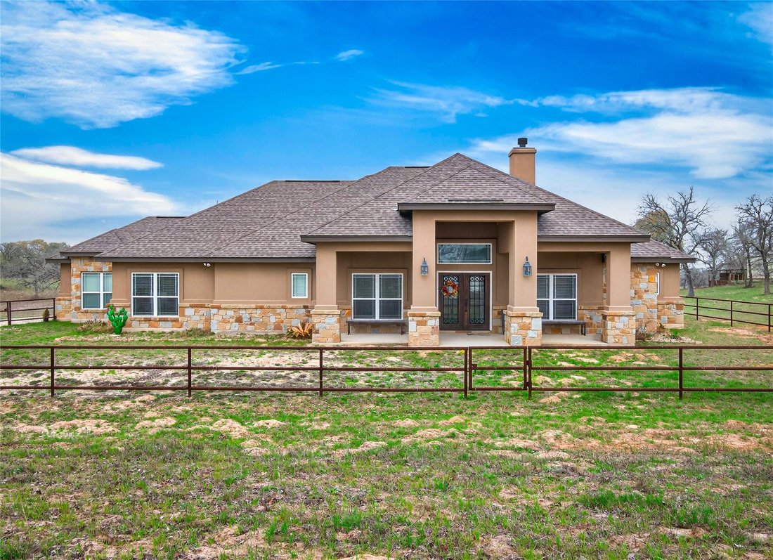 House in Gonzales, Texas, United States 4 - 17407325