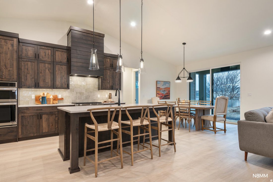 House in Sandy, Utah, United States 5 - 17406696