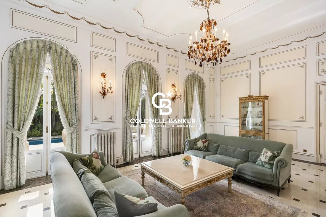 Villa a Antibes, Provenza-Alpi-Costa Azzurra, Francia 2 - 17407068