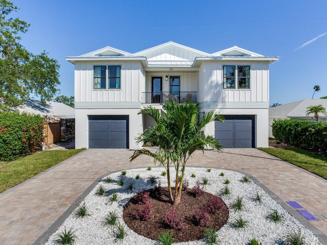 House in Madeira Beach, Florida, United States 1 - 17406976