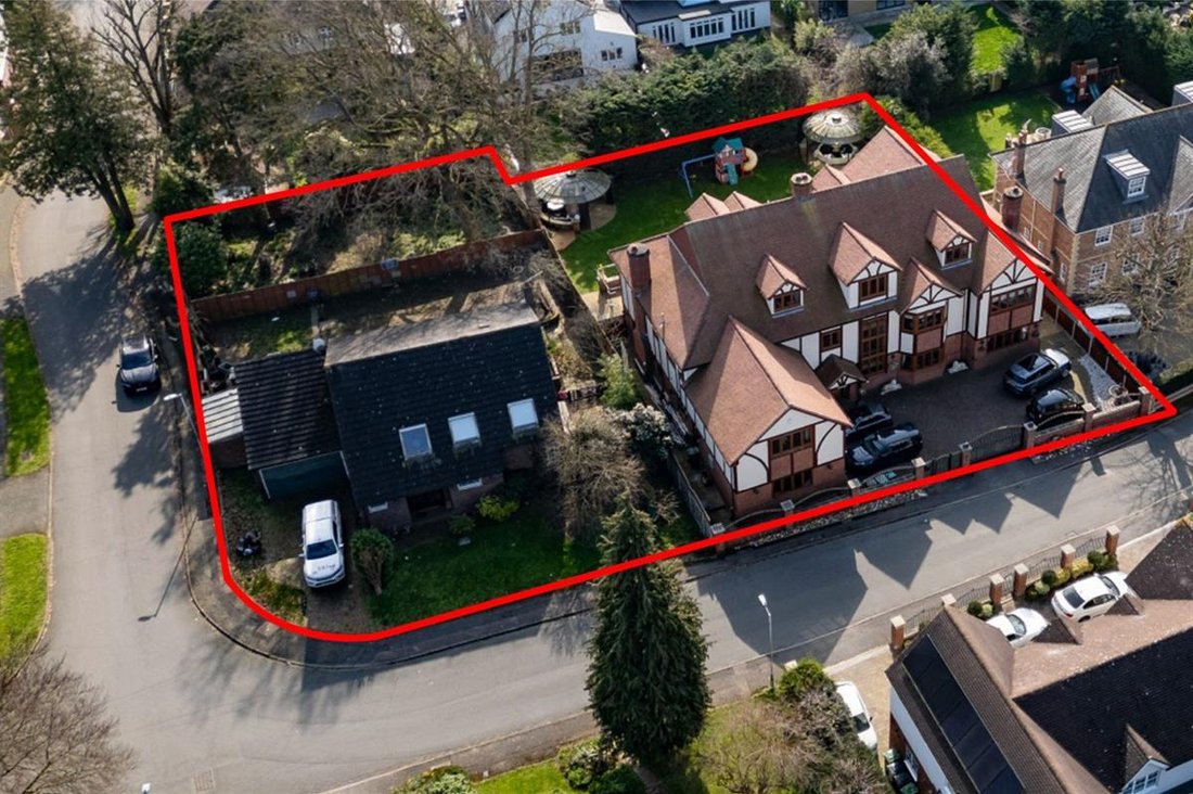 House in Emerson Park, Romford, England 1 - 17406724
