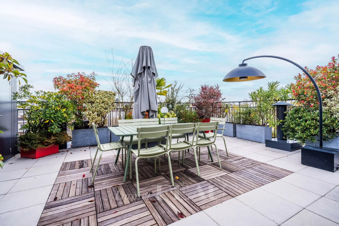 Apartment in La Plaine des Sablons, Neuilly-sur-Seine, France 3 - 17406709