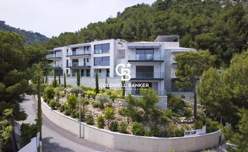 Estate in Èze, Provence-Alpes-Côte d'Azur, France 1