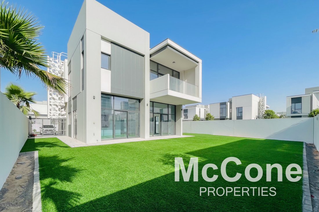 Villa in Jebel Ali Village, Dubai, United Arab Emirates 1 - 17407844