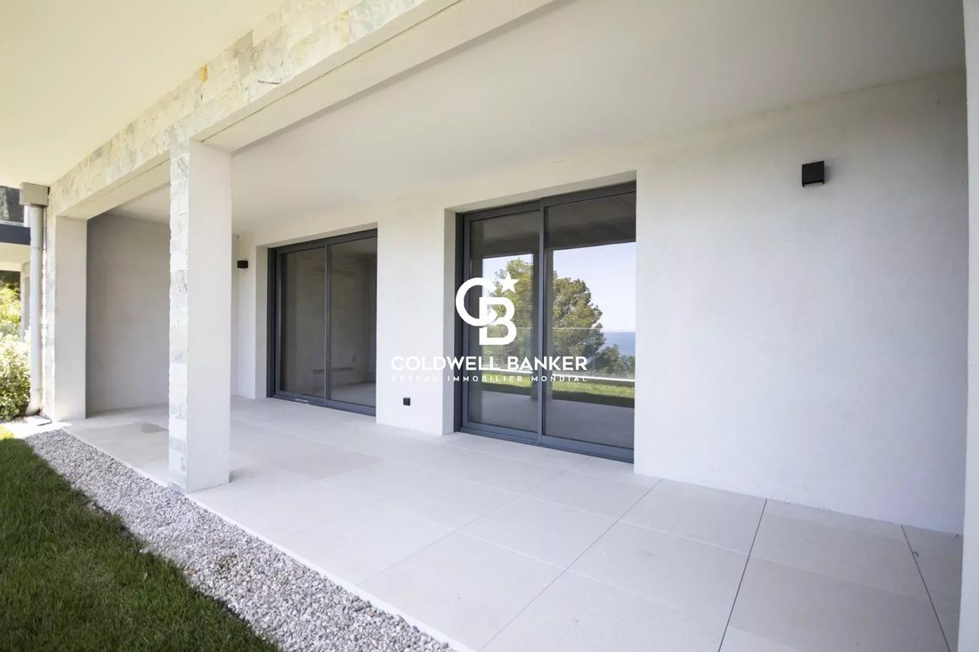 Estate in Èze, Provence-Alpes-Côte d'Azur, France 3 - 17407103