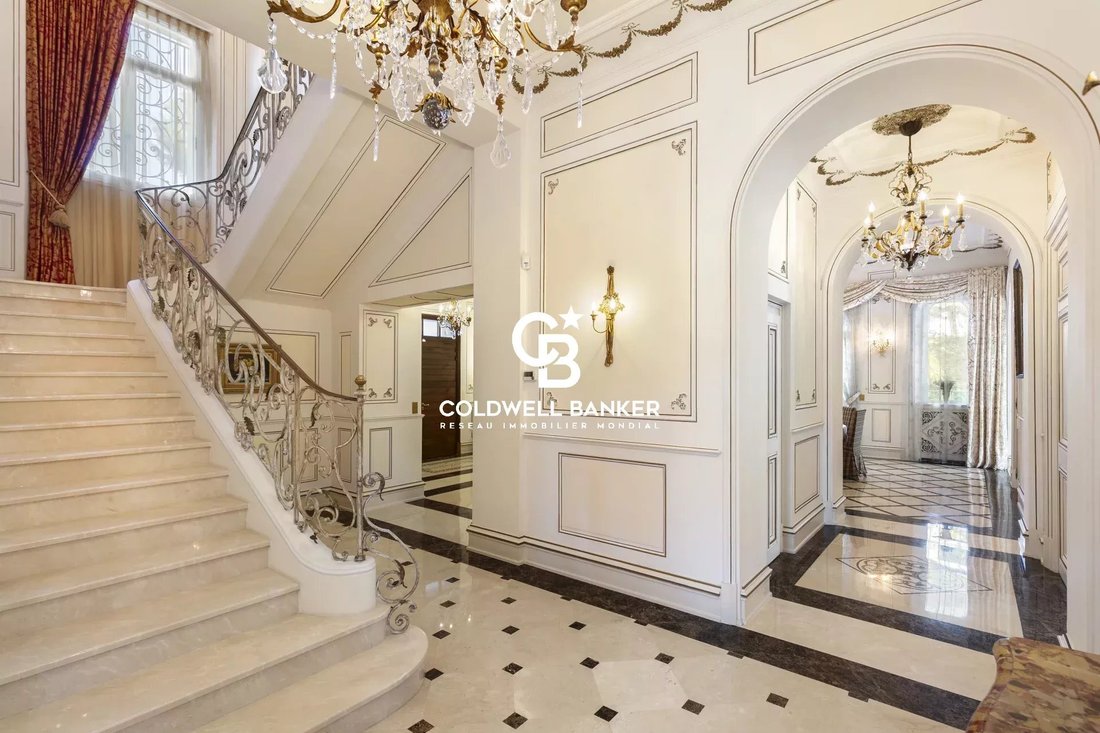 Villa a Antibes, Provenza-Alpi-Costa Azzurra, Francia 3 - 17407068