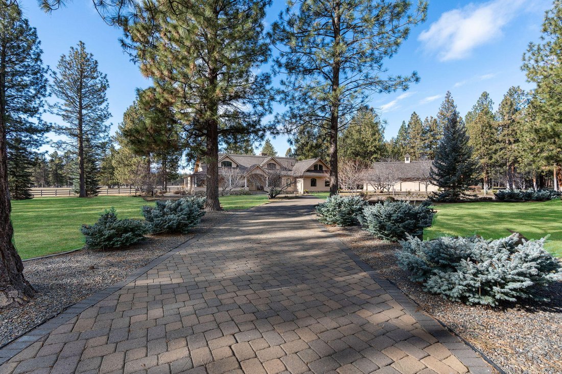 House in Sisters, Oregon, United States 2 - 17406594