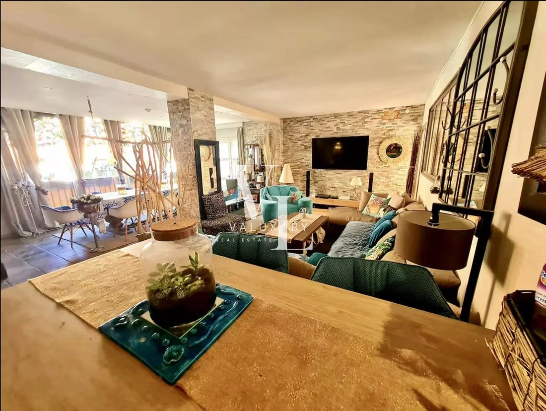 Apartment in Est, Cogolin, France 1 - 17406951
