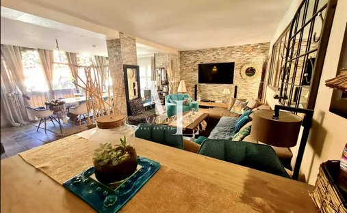Apartment in Est, Cogolin, France 1
