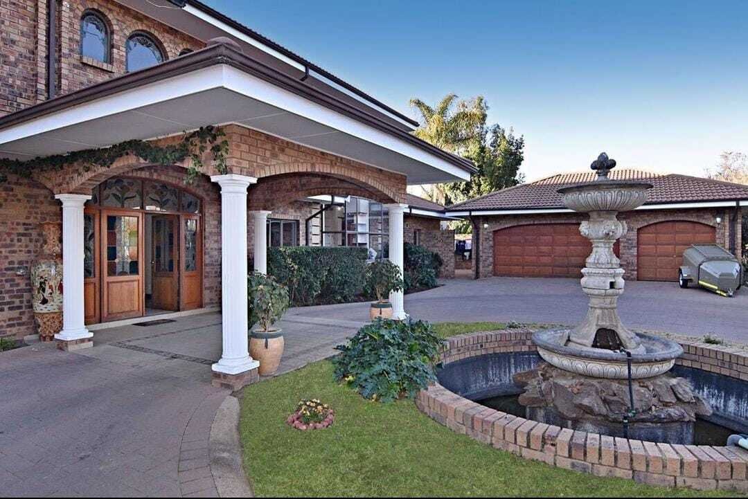 House in Saddlebrook Estate, Gauteng, South Africa 2 - 17406485