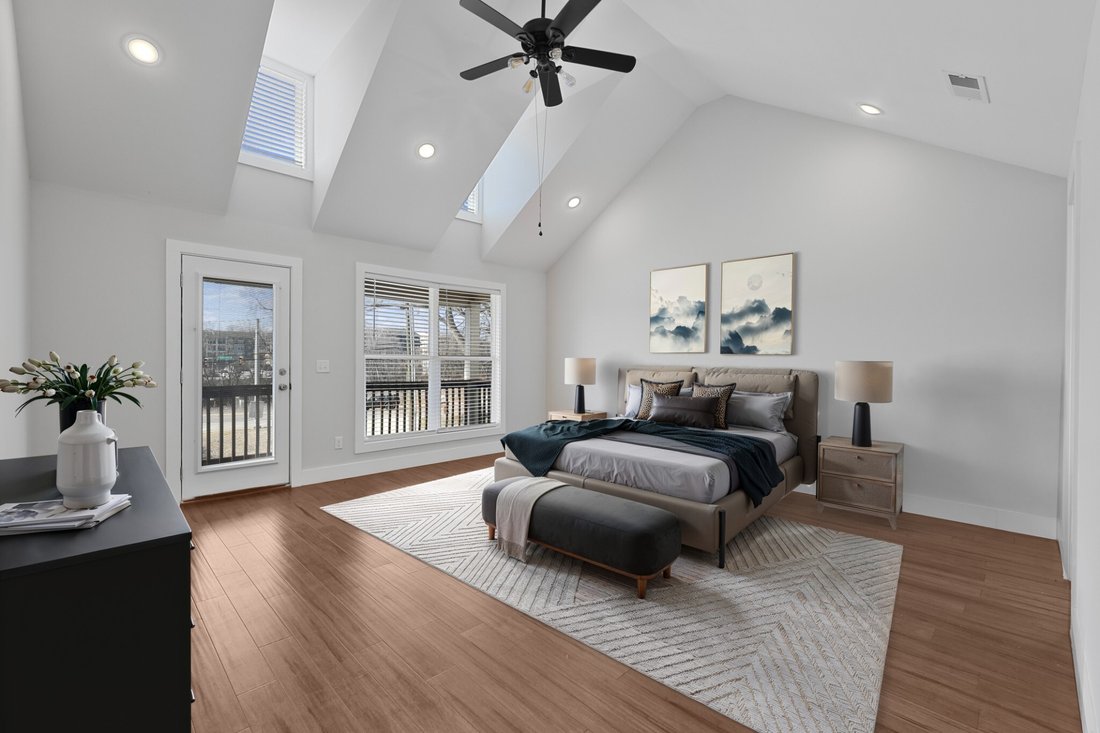 Co Op in Nashville, Tennessee, United States 1 - 17407079