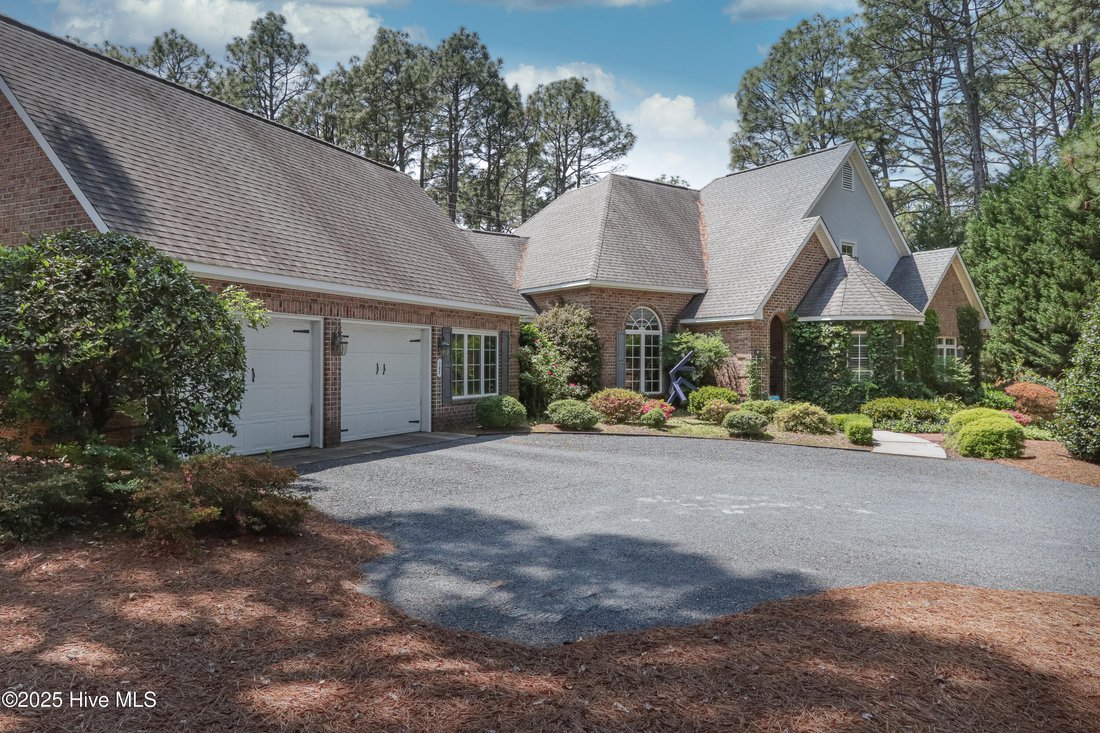House in Pinehurst, North Carolina, United States 2 - 17406873