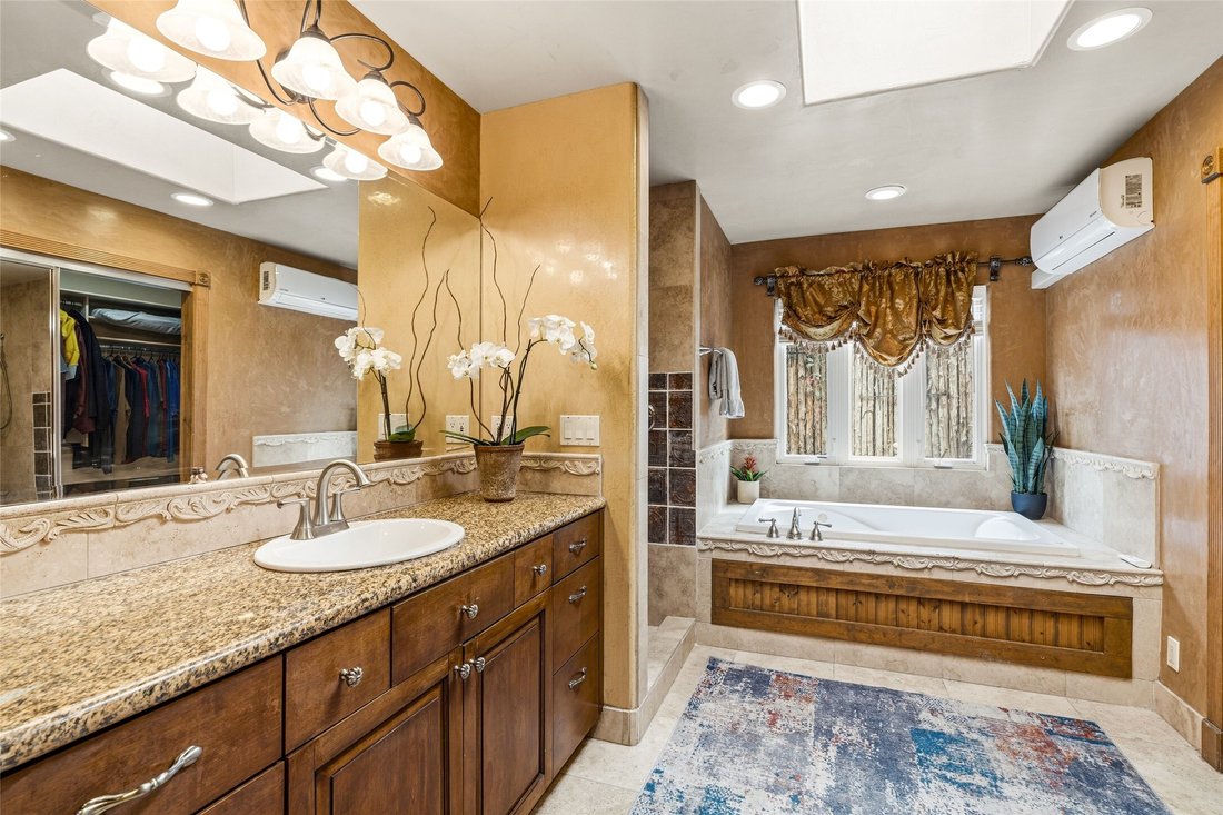 House in Santa Fe, New Mexico, United States 3 - 17406493