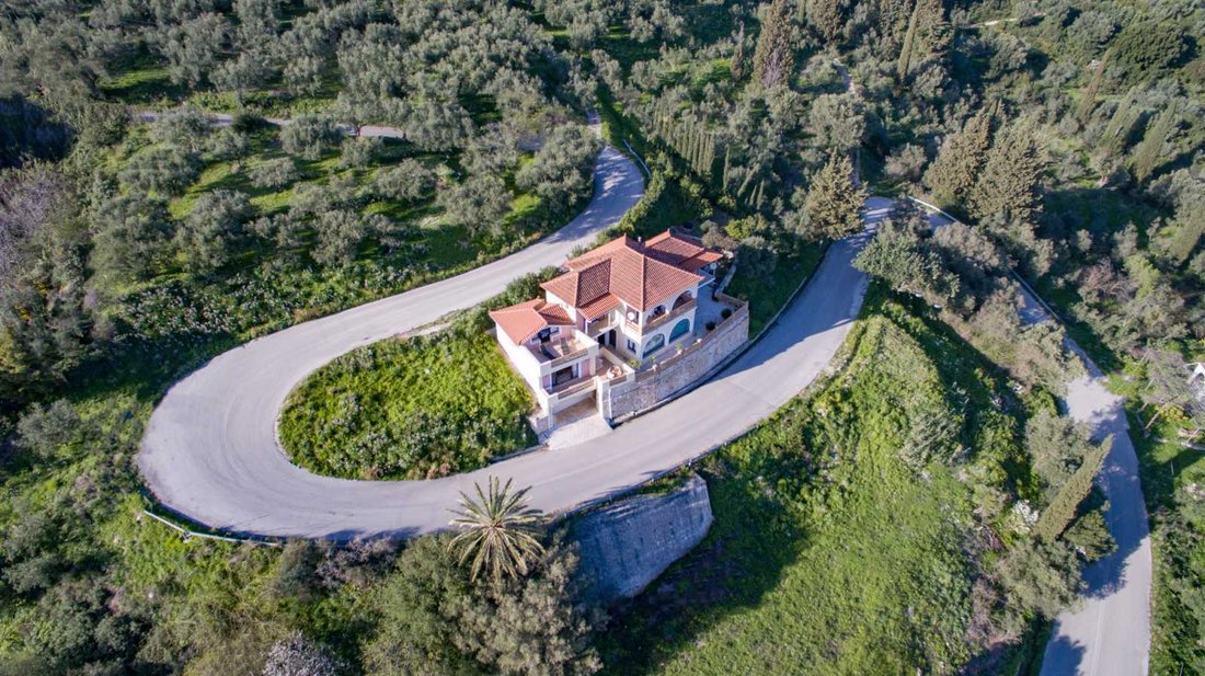 Villa in Kato Gerakariou, Alykes, Greece 3 - 17407955