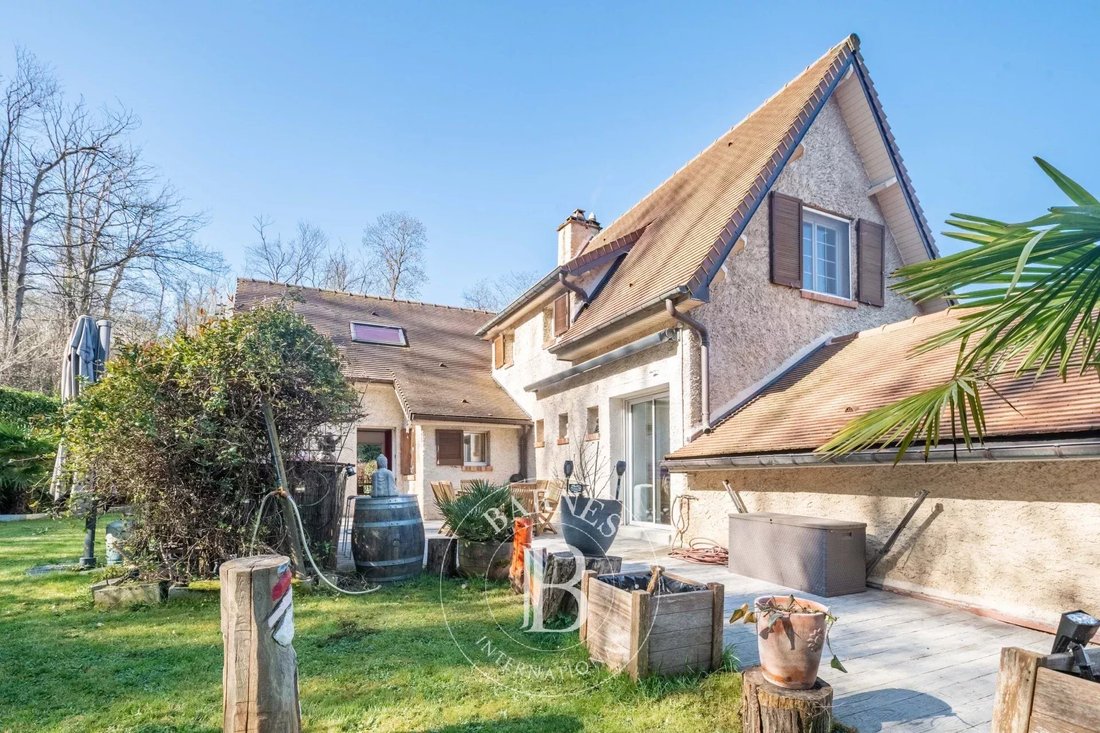 Casa a Aigremont, Isola di Francia, Francia 1 - 17406843