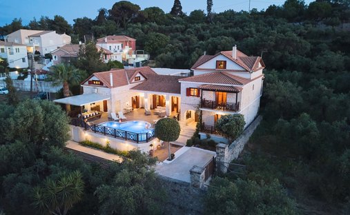Villa in Mpoxalis, Peloponnese, Western Greece and the Ionian, Greece 1