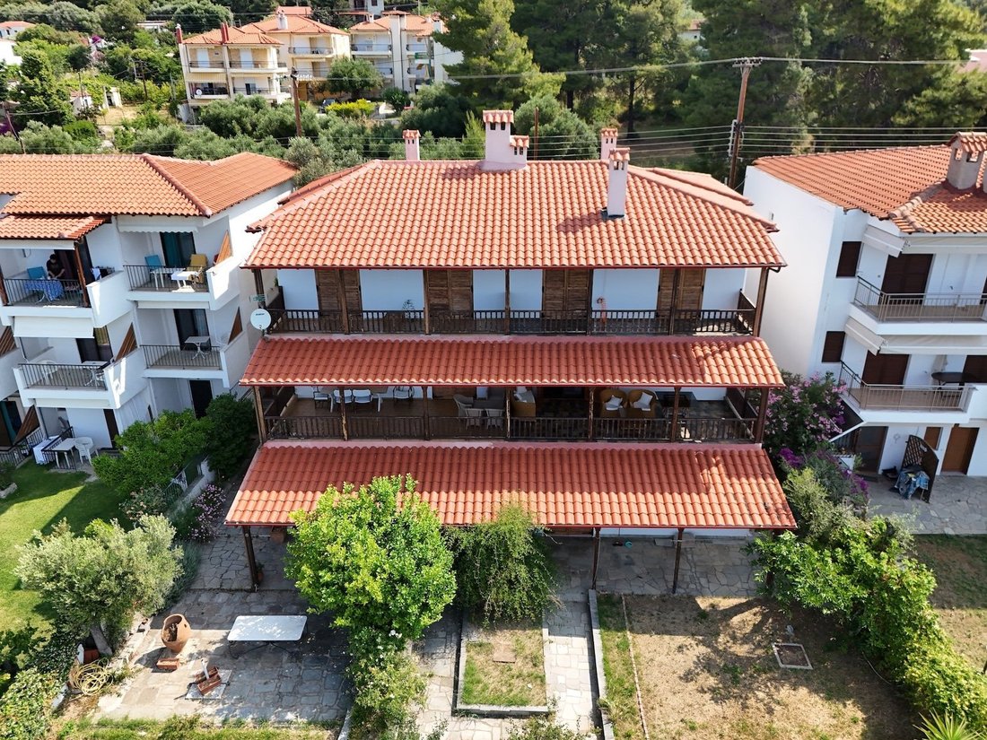 Villa in Pallini Municipal Unit, Macedonia and Thrace, Greece 2 - 17408094