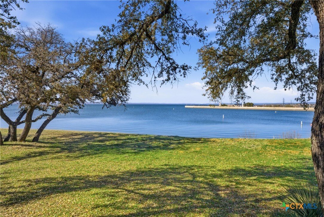 Apartment in Buchanan Dam, Texas, United States 4 - 17407367