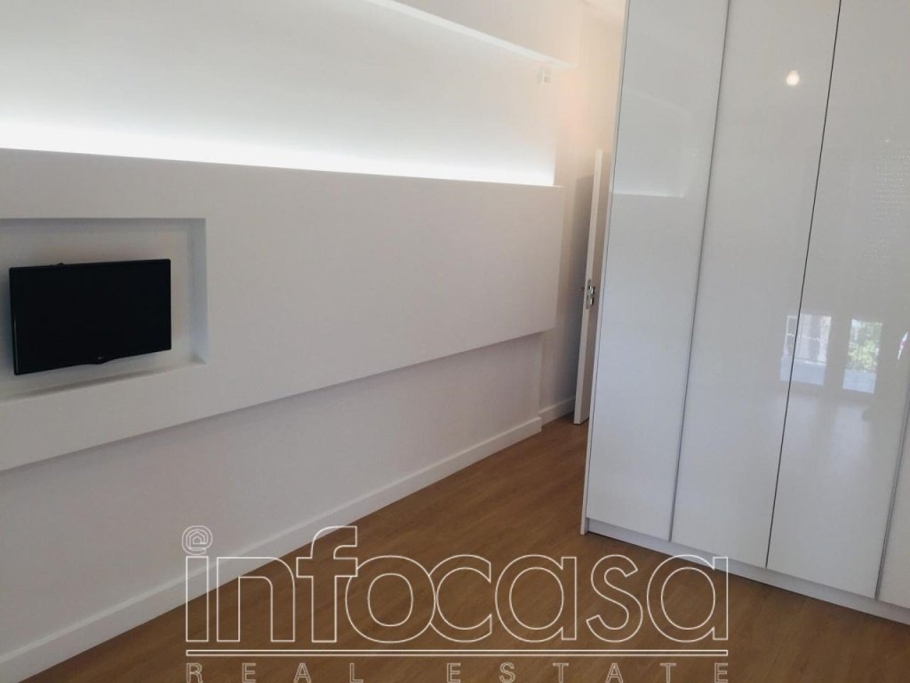 Apartment in Sunoikia Kolonakiou, 1st District of Athens, Athens 4 - 17407021