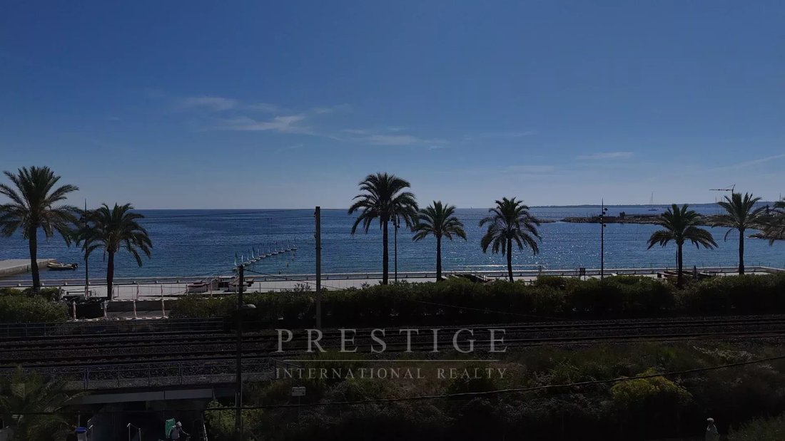 Apartment in Les Paluds-Lauvert, Vallauris, France 3 - 17404122