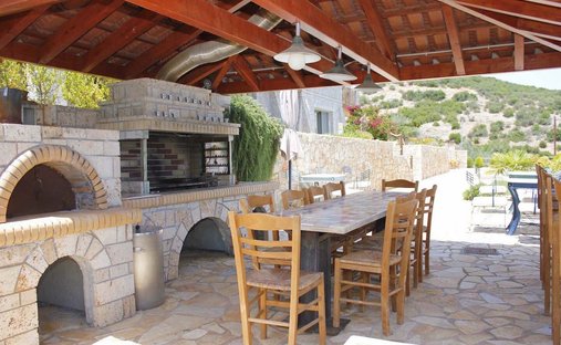 Villa in Community of Xiropigado, Peloponnese, Western Greece and the Ionian, Greece 1