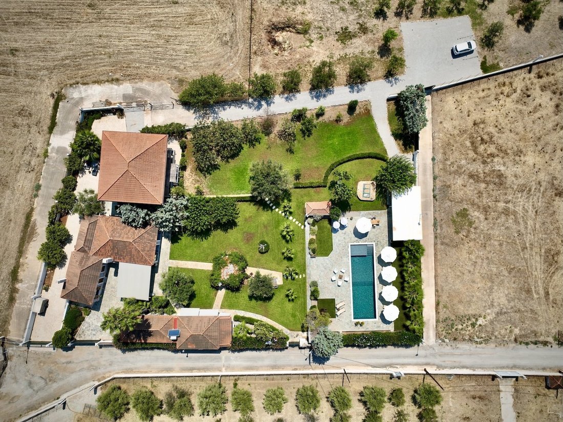 Villa in Koinotita Koilados, Kranidi, Greece 2 - 17408083