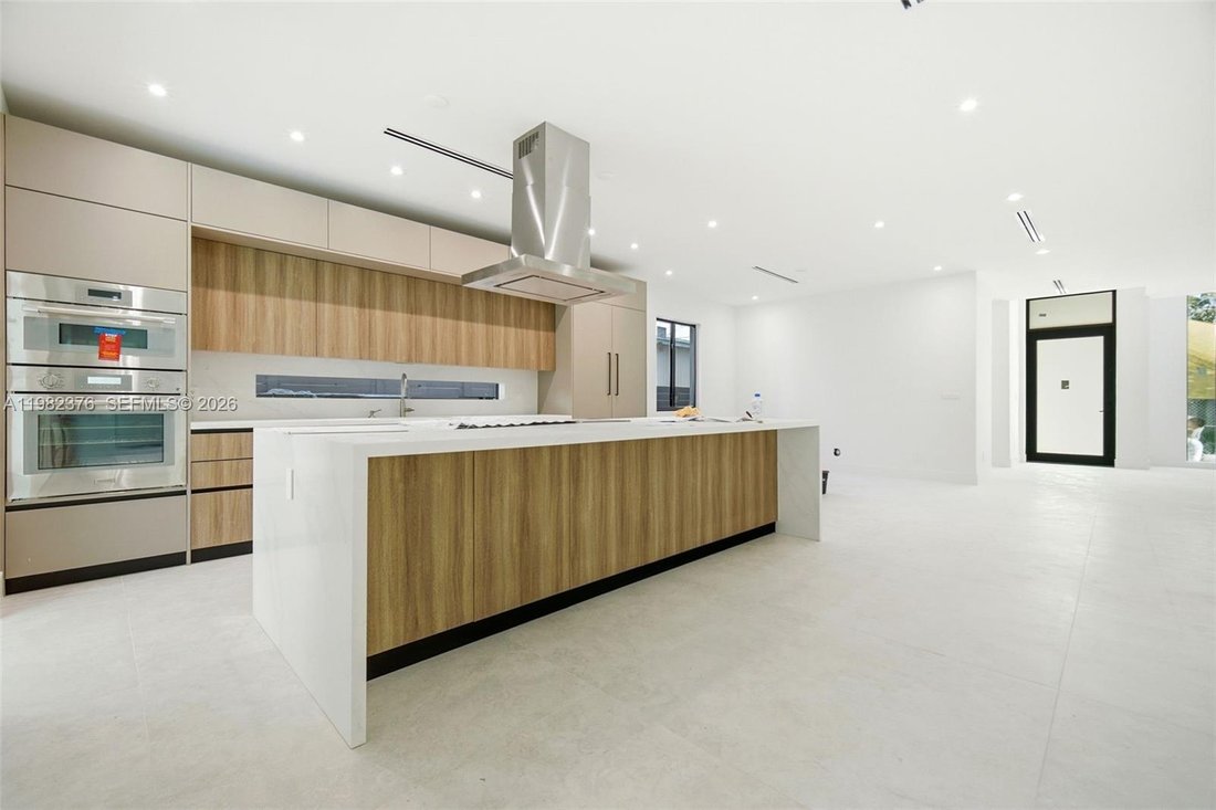 House in Miami, Florida, United States 3 - 17407175