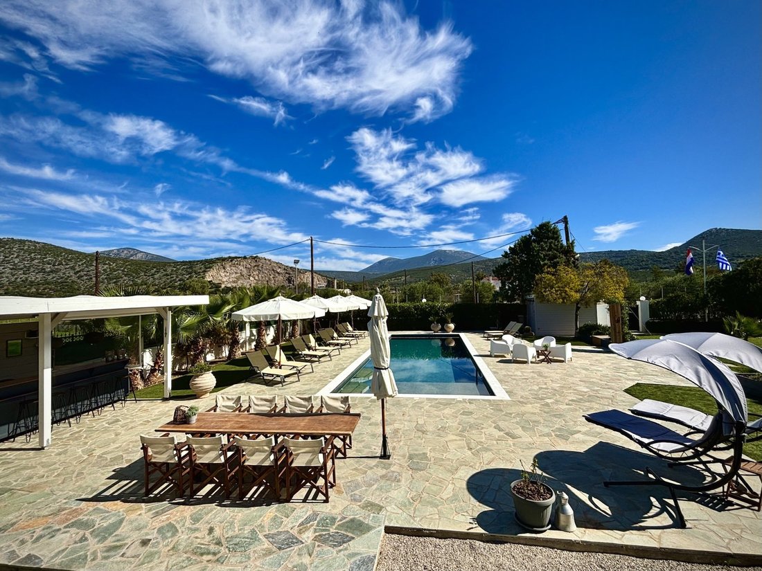 Villa in Koinotita Koilados, Kranidi, Greece 1 - 17408083