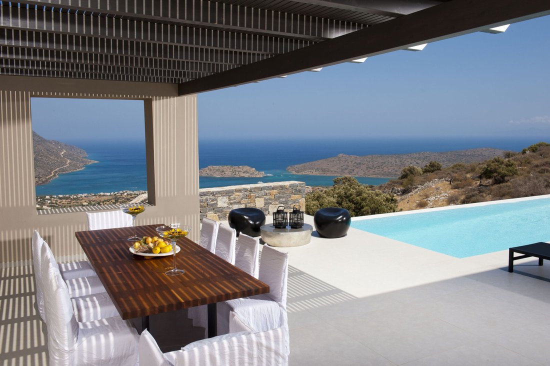 Villa in Community of Elounta, Agios Nikolaos Municipal Unit, Greece 1 - 17406998