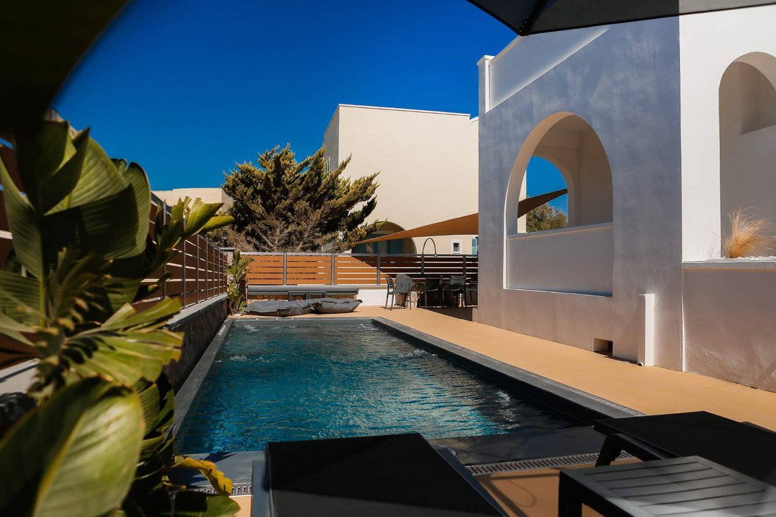 Villa in Thira, Aegean, Greece 5 - 17407828