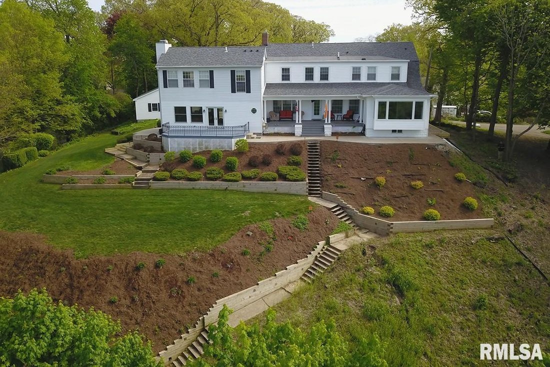 House in Moline, Illinois, United States 2 - 17406786