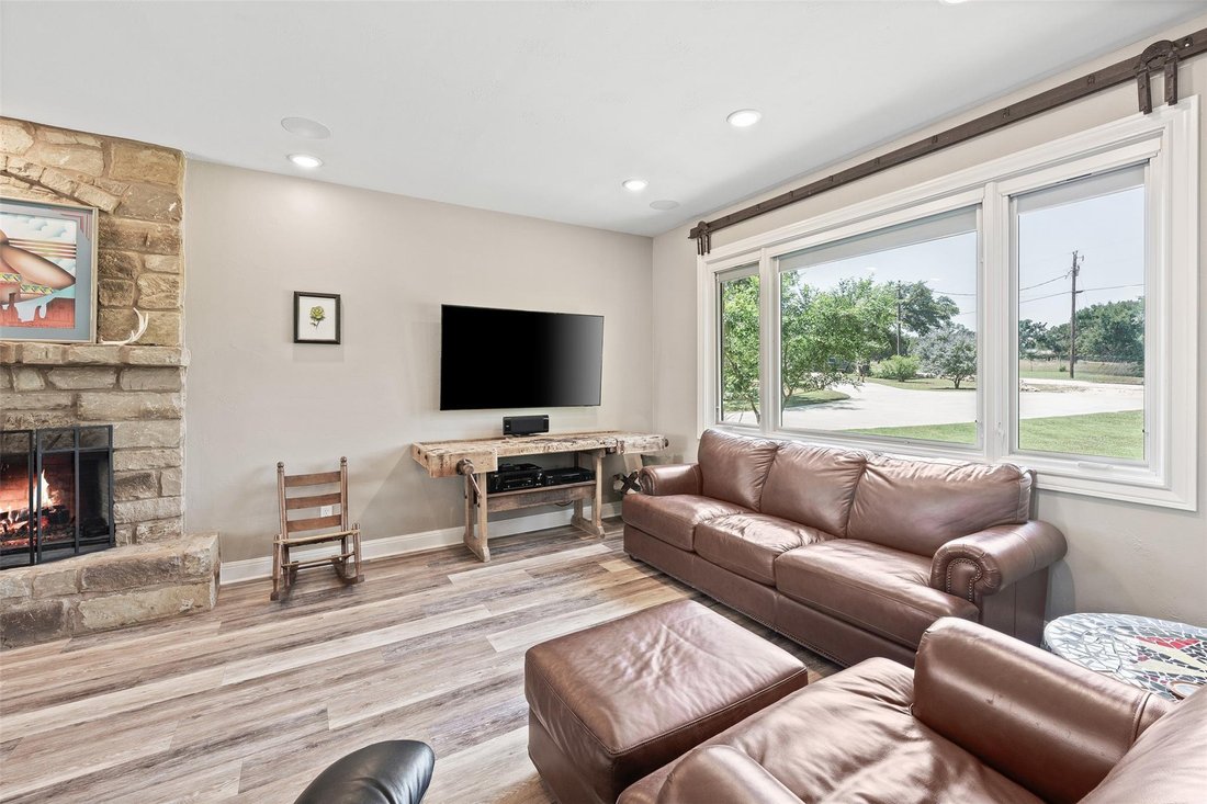 House in Salado, Texas, United States 5 - 17407279