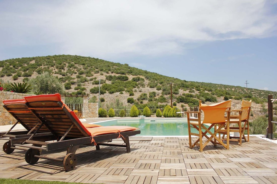 Villa in Community of Xiropigado, Peloponnese, Western Greece and the Ionian, Greece 1 - 17406907