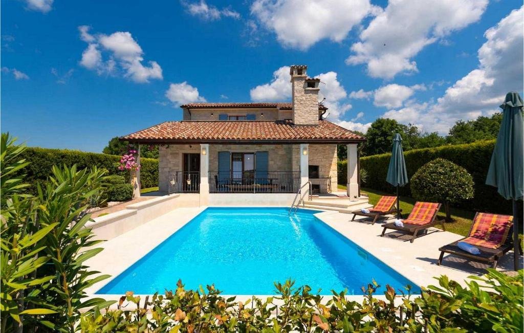 Villa in Tinjan, Istria County, Croatia 2 - 17419931
