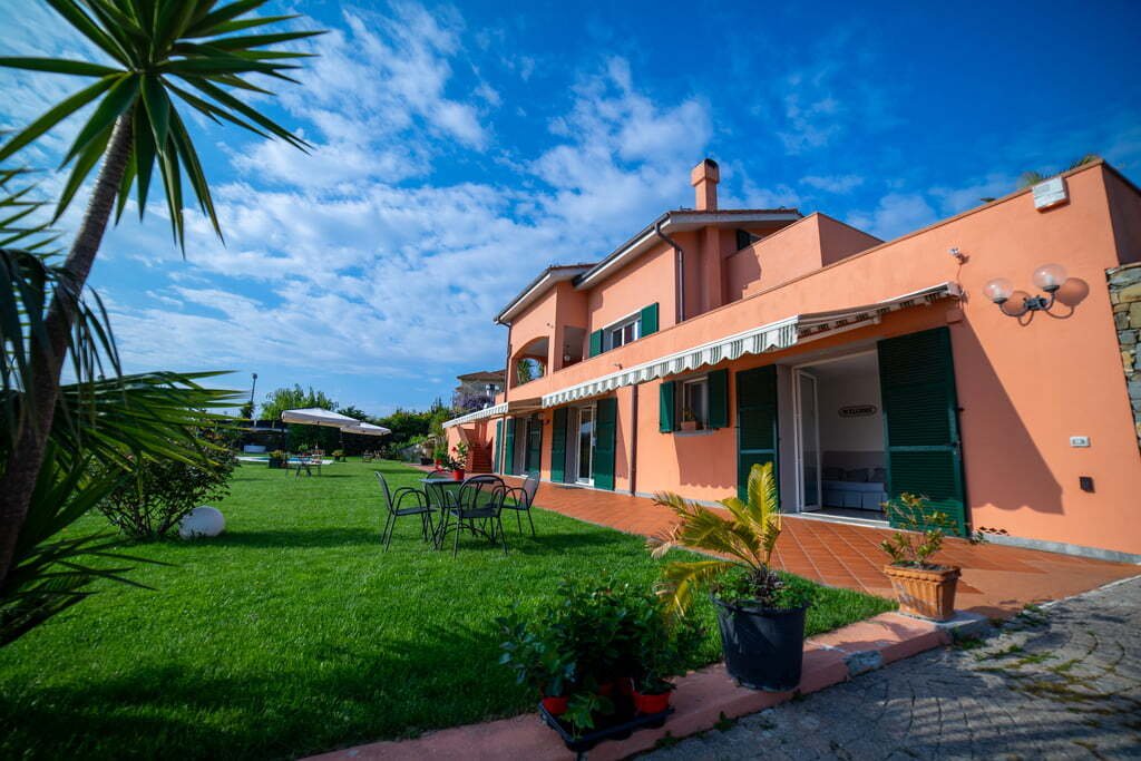 Villa in Foce, Sanremo, Italy 1 - 17415476