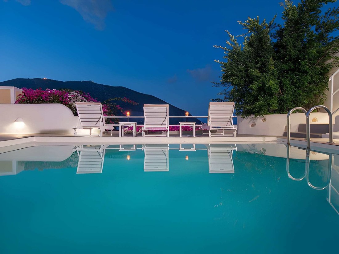 Villa in Thira, Aegean, Greece 4 - 10618174